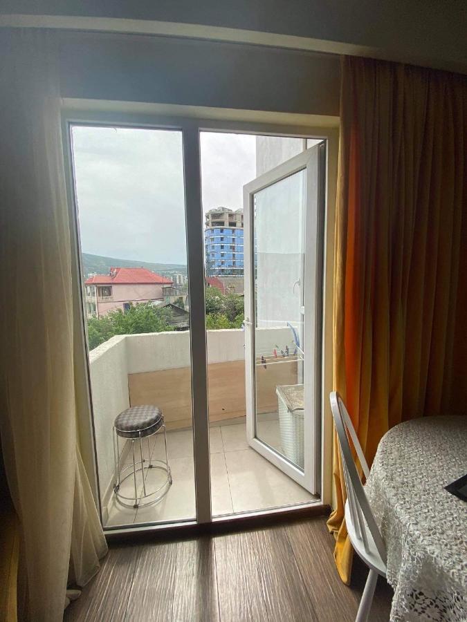 Apartament Victoria Appartement Tbilisi Buitenkant foto